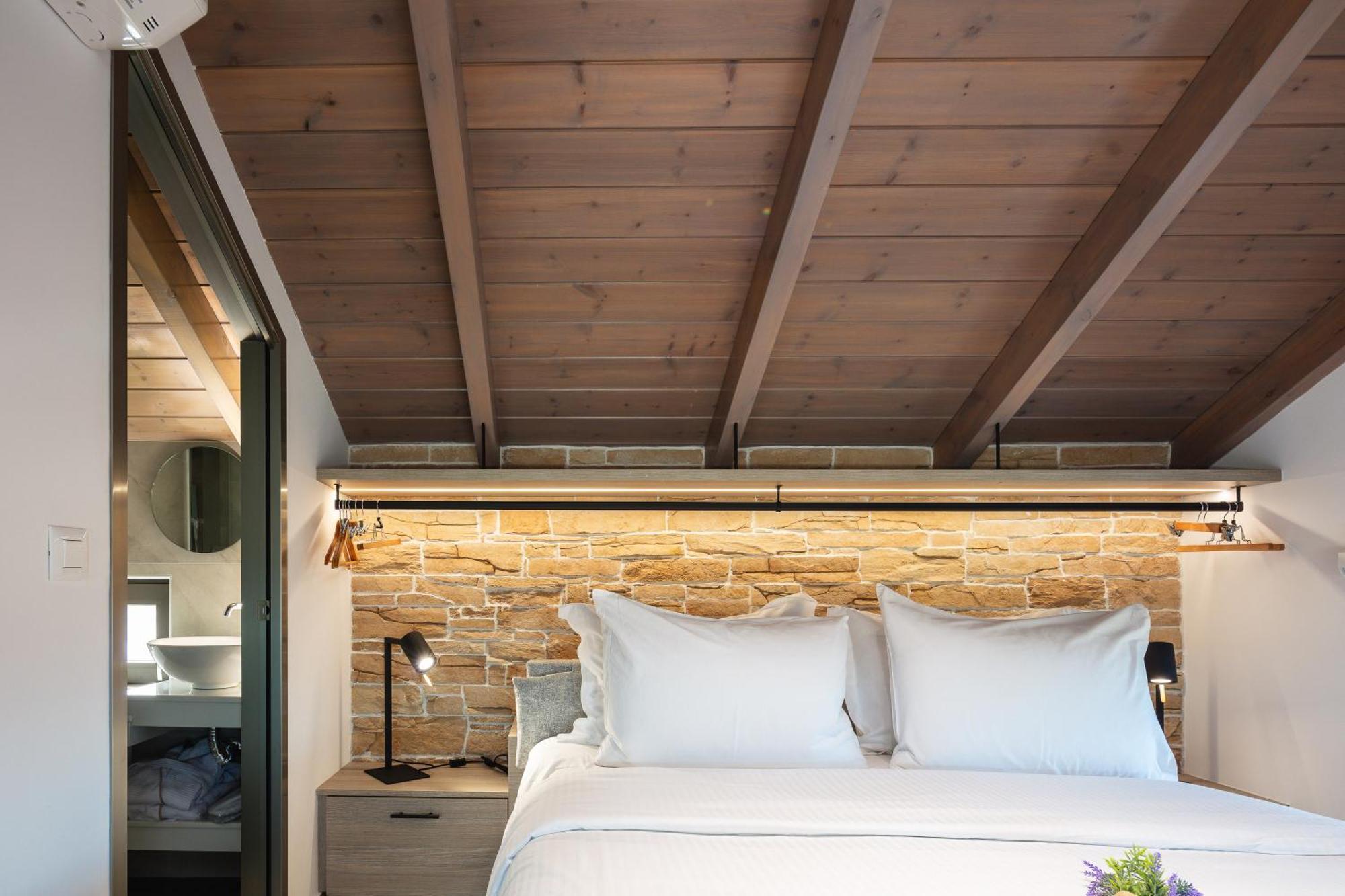 Oinolithos Luxury Villas Kalamaki  Exterior photo