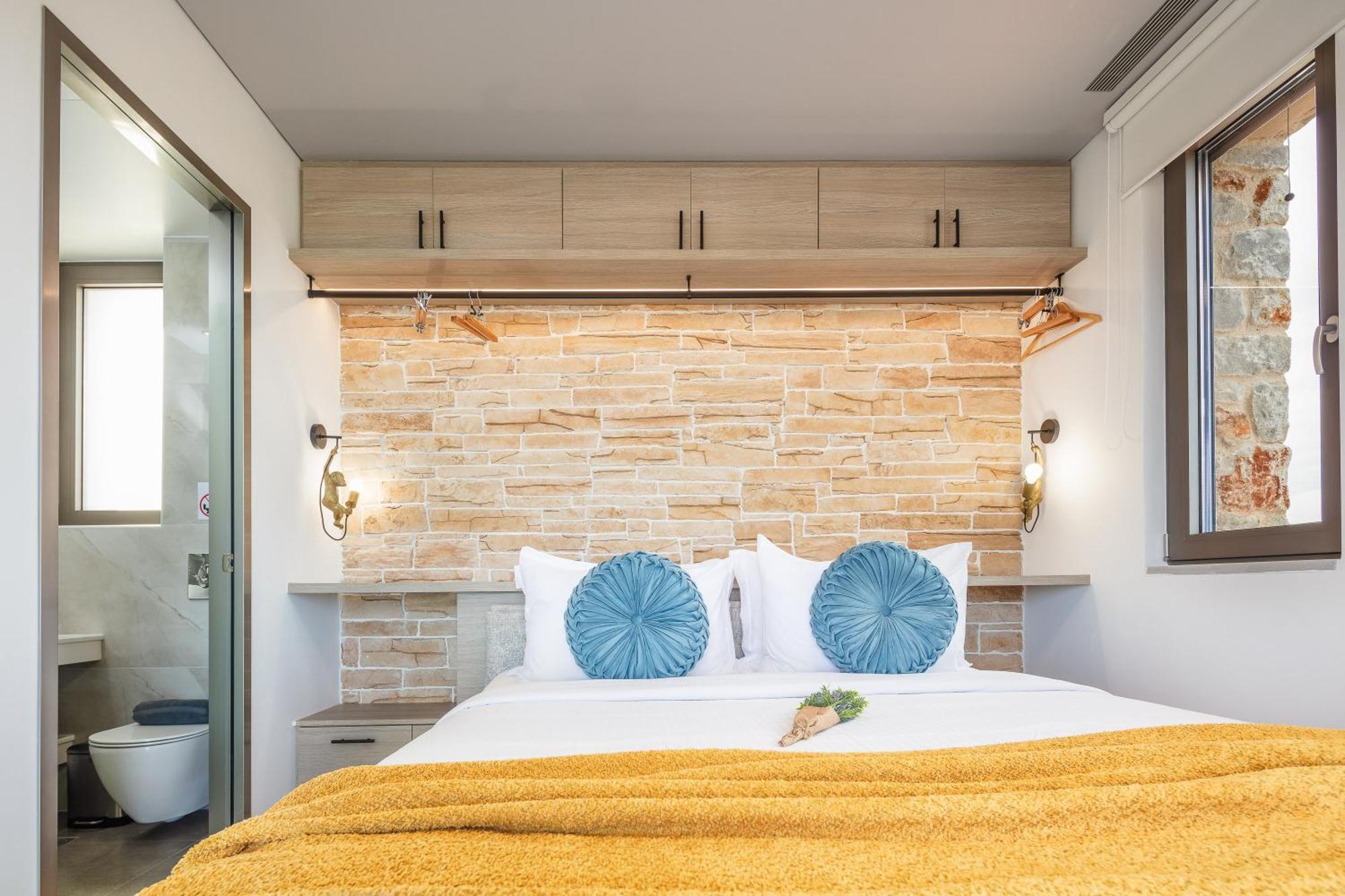 Oinolithos Luxury Villas Kalamaki  Exterior photo