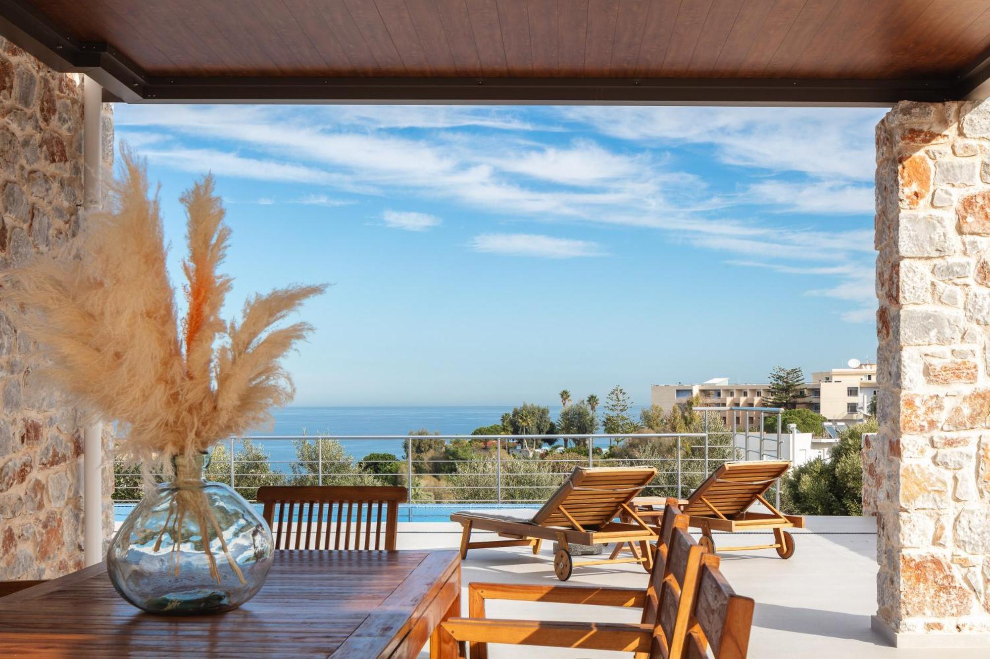 Oinolithos Luxury Villas Kalamaki  Exterior photo
