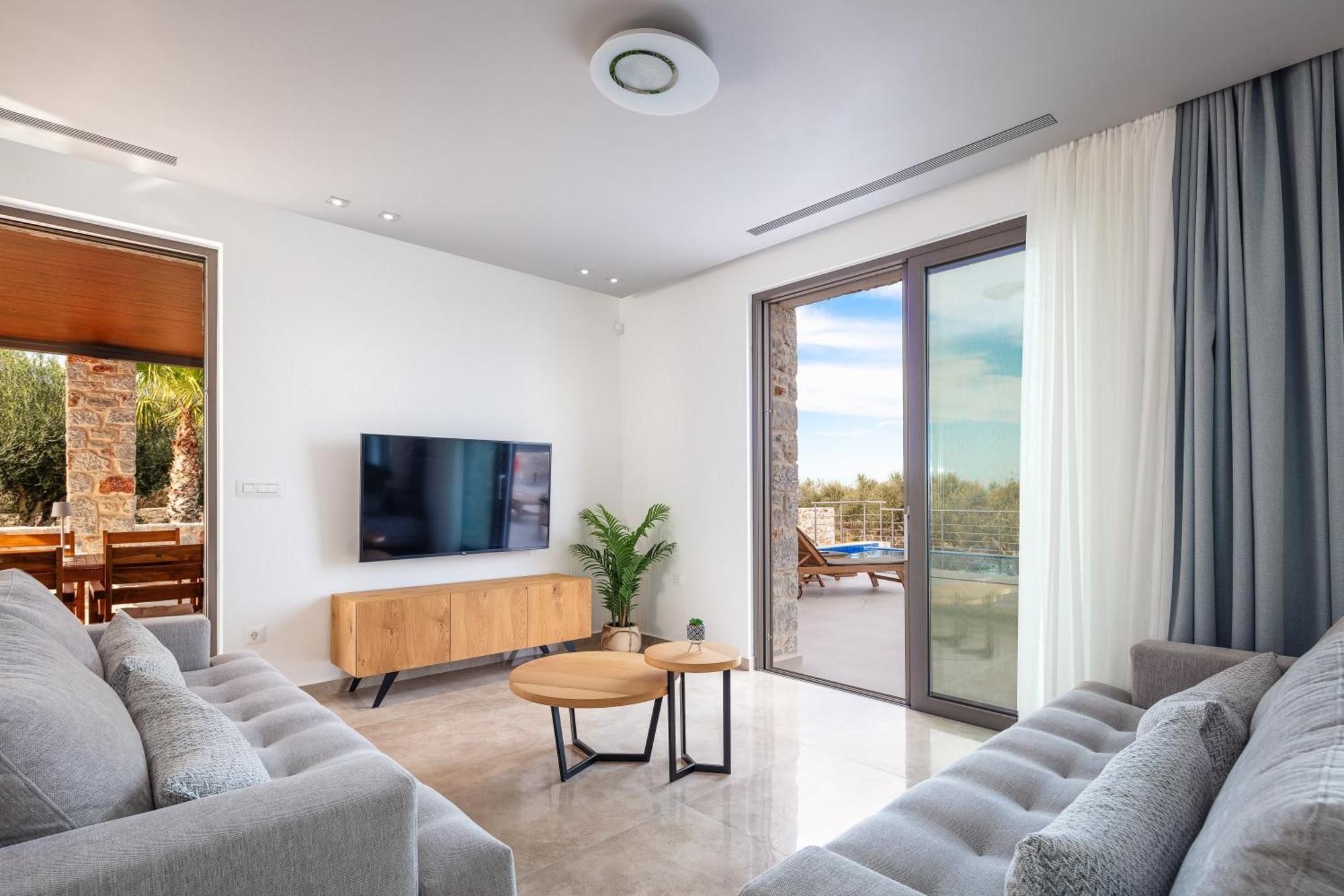 Oinolithos Luxury Villas Kalamaki  Exterior photo